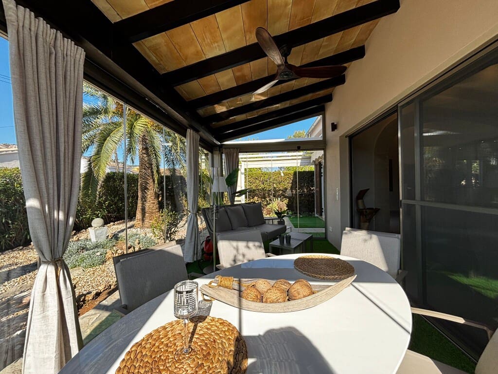 3 bedroom Villa for sale in Cala Millor - € 925,000 (Ref: 9738369)