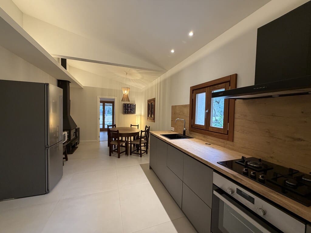 3 bedroom Finca/Country House for rent in Canyamel with garage - € 4,300 (Ref: 9758712)