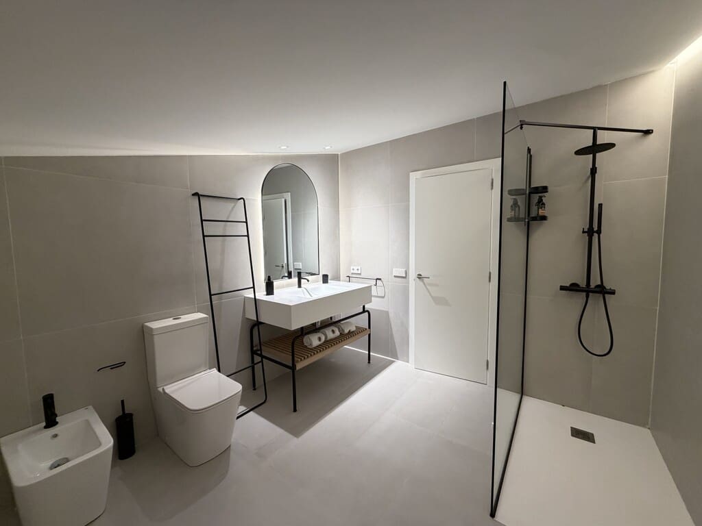 3 bedroom Finca/Country House for rent in Canyamel with garage - € 4,300 (Ref: 9758712)