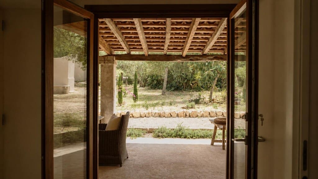 3 slaapkamer Finca/Landhuis te huur in Canyamel met zwembad garage - € 3.500 (Ref: 9758712)