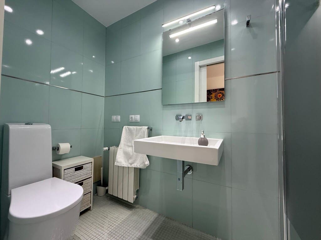 2 quarto Apartamento para arrendar em Cala Millor com piscina - 2 800 € (Ref: 9786771)