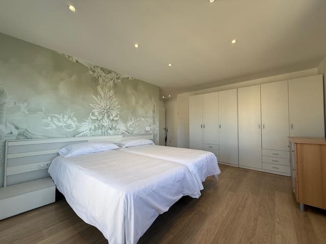 2 quarto Apartamento para arrendar em Cala Millor, Son Servera com piscina - 2 800 € (Ref: 9786771)