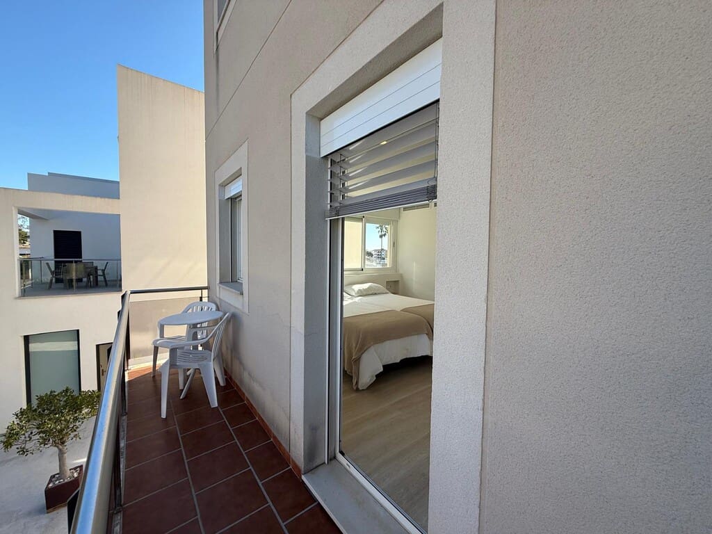 1 quarto Apartamento para arrendar em Cala Millor com piscina - 1 800 € (Ref: 9786772)