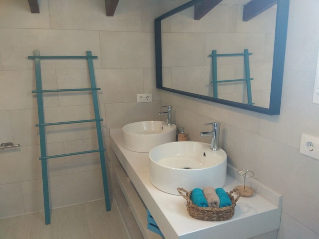 Finca/Maison de Campagne de 4 chambres à louer à Arta avec piscine - 2 500 € (Ref: 9788244)