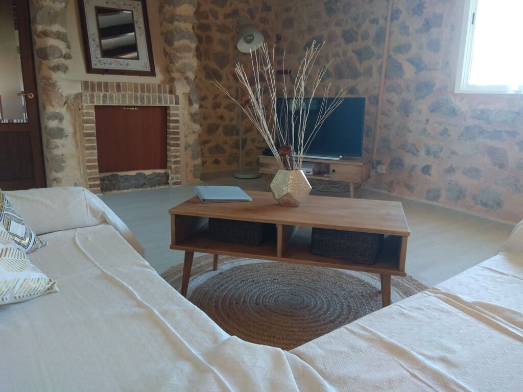 Finca/Maison de Campagne de 4 chambres à louer à Arta avec piscine - 2 500 € (Ref: 9788244)