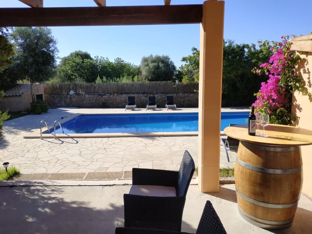 Finca/Maison de Campagne de 4 chambres à louer à Arta avec piscine - 2 500 € (Ref: 9788244)