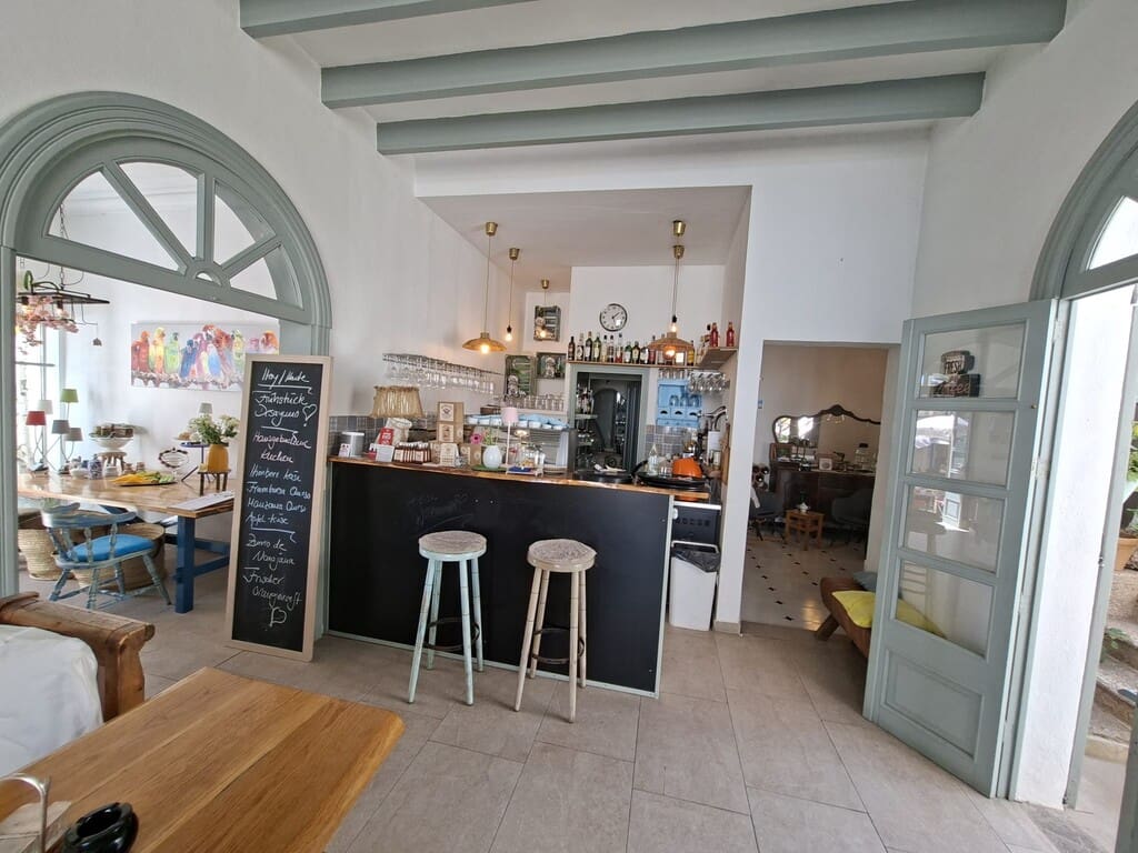 Restaurant/Bar à louer à Arta - 2 100 € (Ref: 9788245)