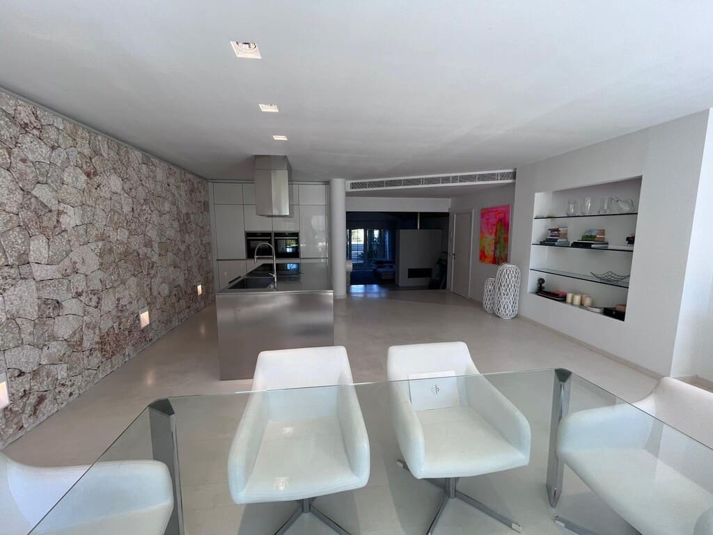 3 sypialnia Apartament na sprzedaż w Portocristo / Port de Manacor z basenem - 799 000 € (Ref: 9805303)