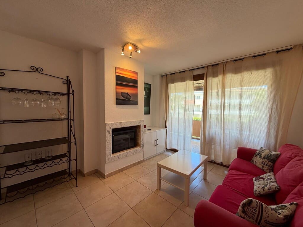 2 bedroom Apartment for rent in Cala Bona with pool - € 1,500 (Ref: 9880732)