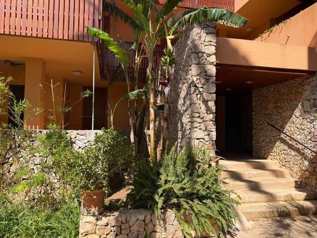 2 quarto Apartamento para arrendar em Cala Bona, Son Servera com piscina - 1 500 € (Ref: 9880732)