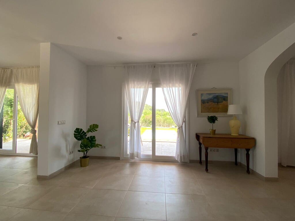 5 sypialnia Finka/Dom wiejski do wynajęcia w Arta z basenem - 4 700 € (Ref: 9899012)