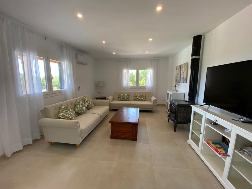 5 sypialnia Finka/Dom wiejski do wynajęcia w Arta z basenem - 4 700 € (Ref: 9899012)