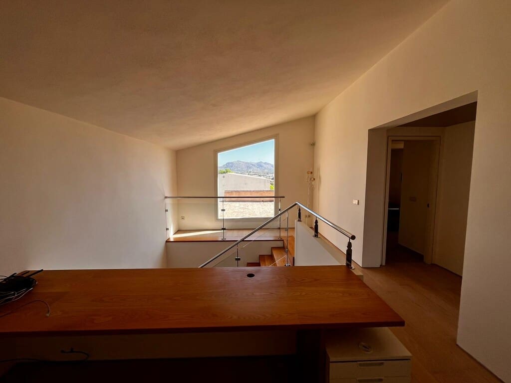 4 slaapkamer Finca/Landhuis te huur in Sant Llorenc des Cardassar met zwembad garage - € 3.000 (Ref: 9906812)