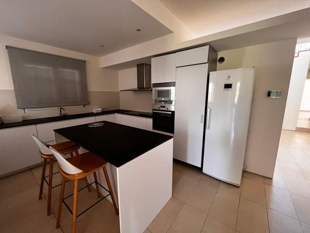 4 slaapkamer Finca/Landhuis te huur in Sant Llorenç des Cardassar met zwembad garage - € 3.000 (Ref: 9906812)