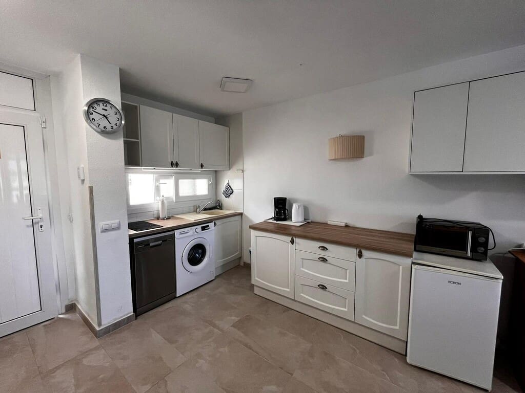 2 sovrum Lägenhet att hyra i Cala Millor med pool - 1 500 € (Ref: 9924267)