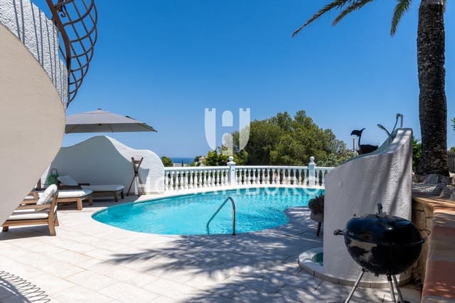 4 Zimmer Villa zu verkaufen in Javea / Xàbia mit Pool Garage - 1.495.000 € (Ref: 10124967)