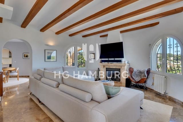 4 Zimmer Villa zu verkaufen in Javea / Xàbia mit Pool Garage - 1.495.000 € (Ref: 10124967)