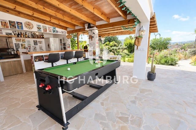 6 sypialnia Willa na sprzedaż w Javea / Xàbia z basenem garażem - 2 250 000 € (Ref: 10163318)
