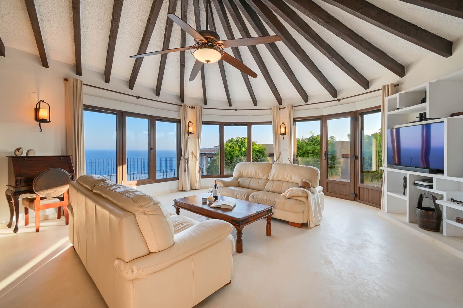 4 bedroom Villa for sale in Javea / Xabia with pool garage - € 5,500,000 (Ref: 9578986)