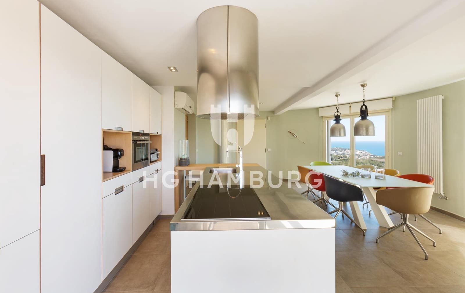 4 bedroom Villa for sale in Benissa with pool garage - € 1,750,000 (Ref: 9578988)