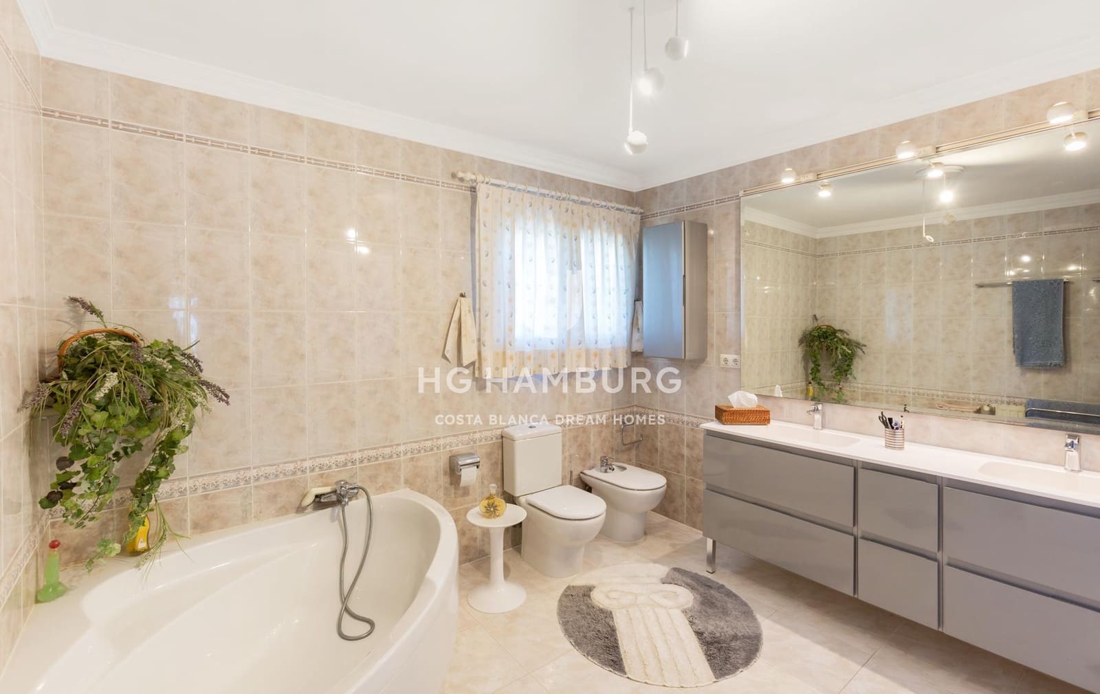 4 bedroom Villa for sale in Teulada-Moraira with pool garage - € 2,495,000 (Ref: 9579988)