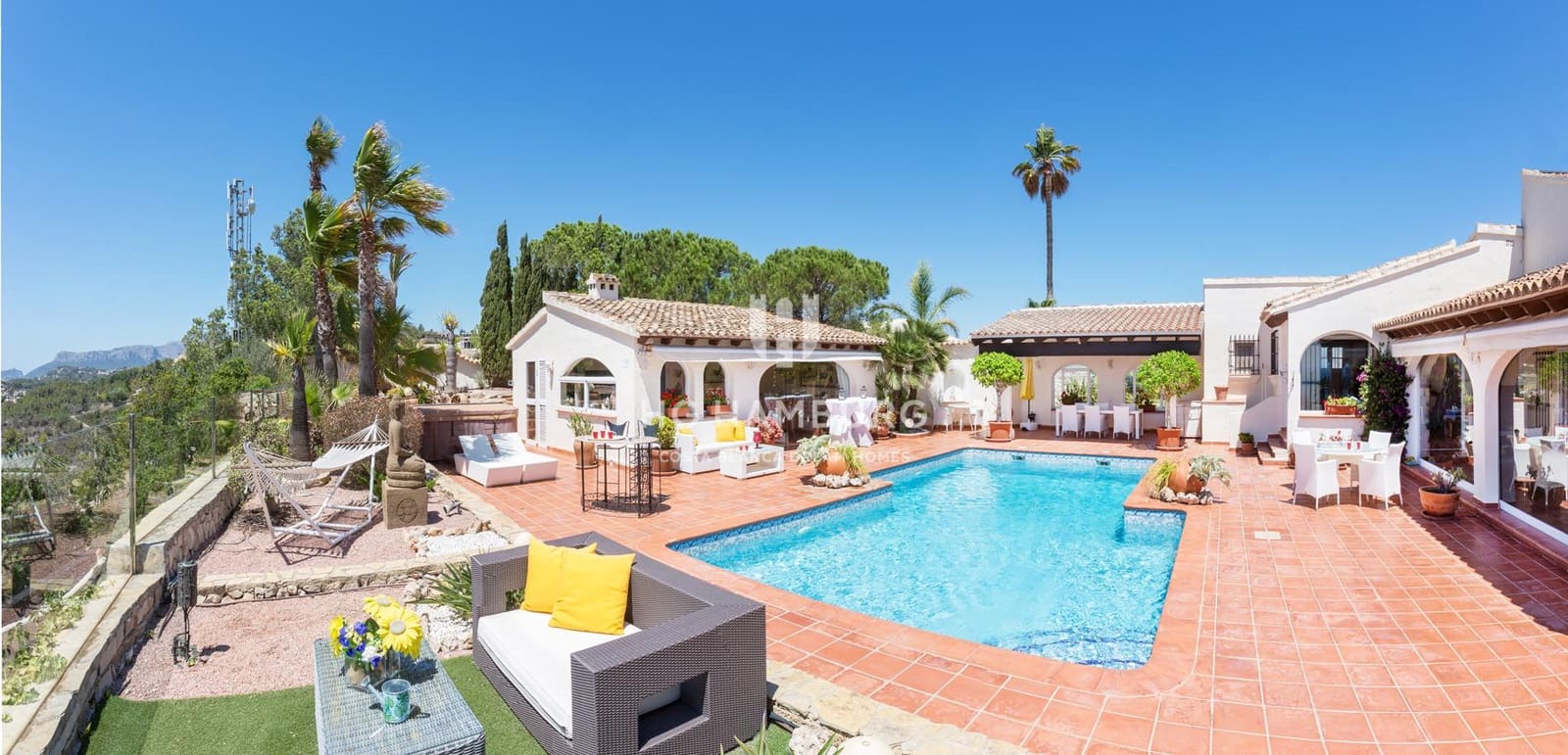 4 bedroom Villa for sale in Teulada-Moraira with pool garage - € 2,495,000 (Ref: 9579988)