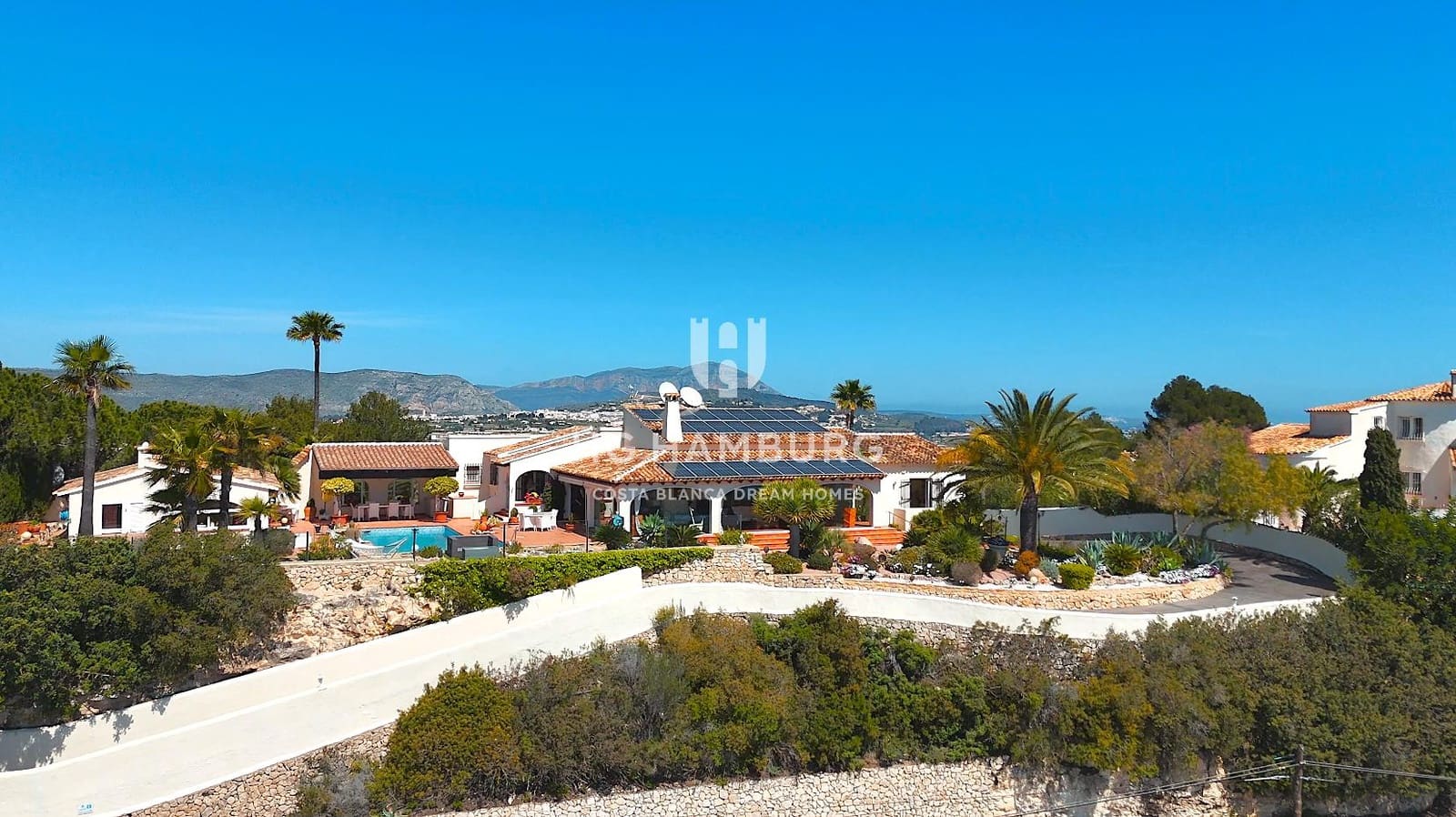 4 bedroom Villa for sale in Teulada-Moraira with pool garage - € 2,495,000 (Ref: 9579988)