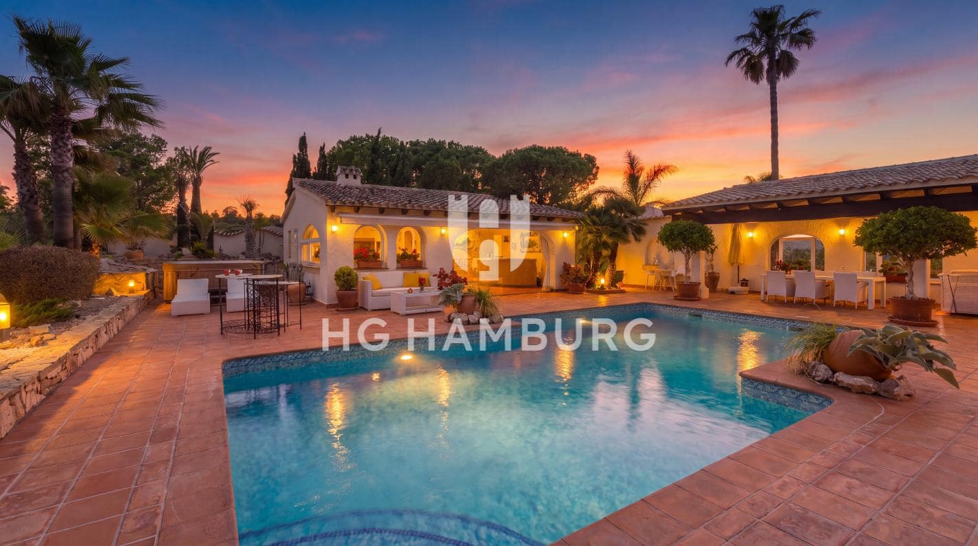4 sypialnia Willa na sprzedaż w Teulada-Moraira z basenem garażem - 2 495 000 € (Ref: 9579988)