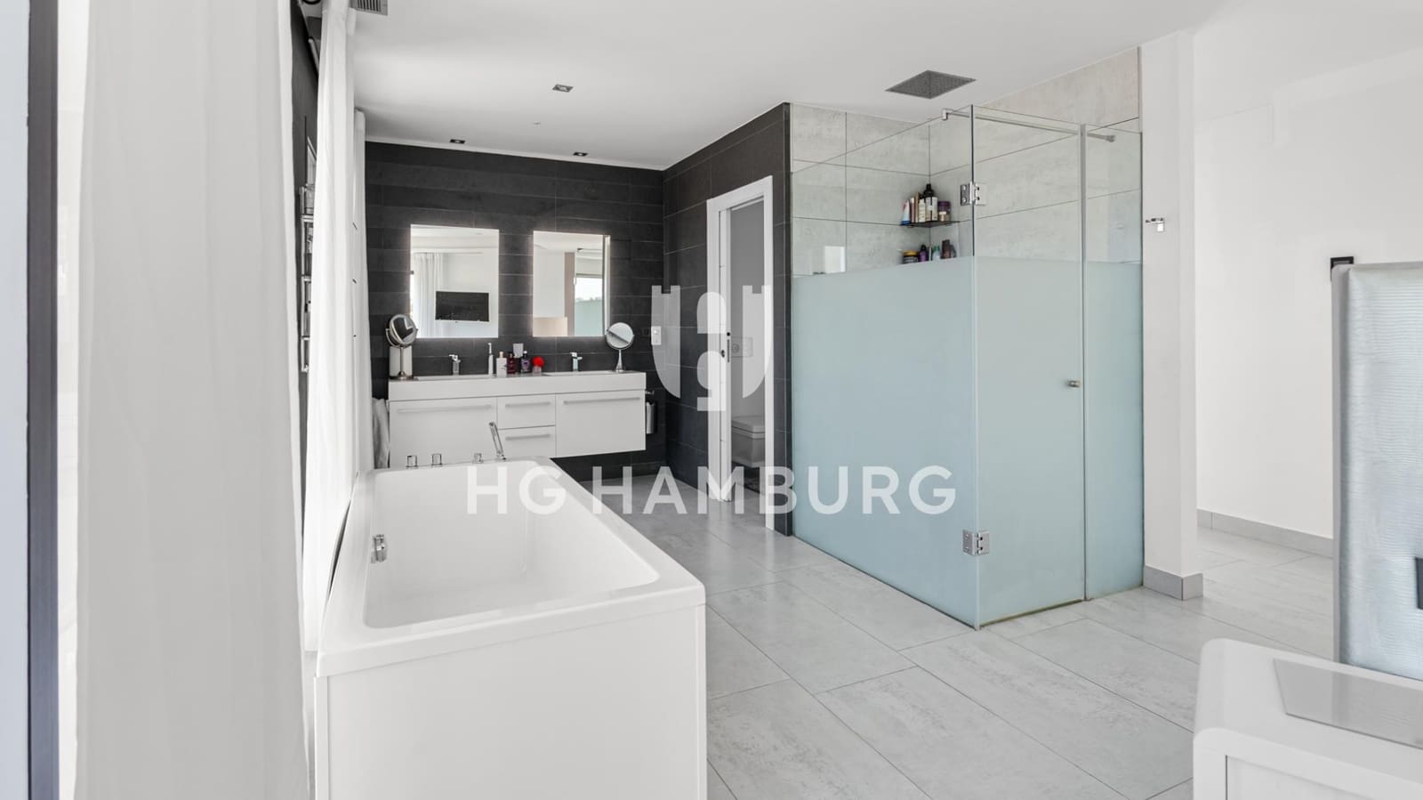 5 soverom Villa til salgs i Javea / Xabia med svømmebasseng garasje - € 2 350 000 (Ref: 9579991)