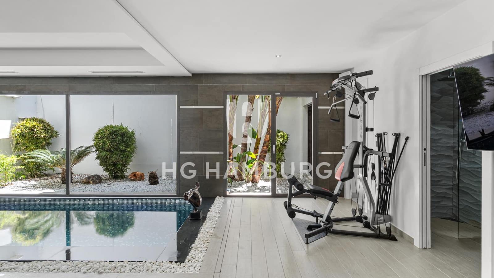 5 soverom Villa til salgs i Javea / Xabia med svømmebasseng garasje - € 2 350 000 (Ref: 9579991)