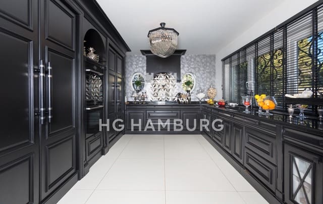 4 sovrum Villa till salu i Teulada-Moraira med pool garage - 5 850 000 € (Ref: 9583140)