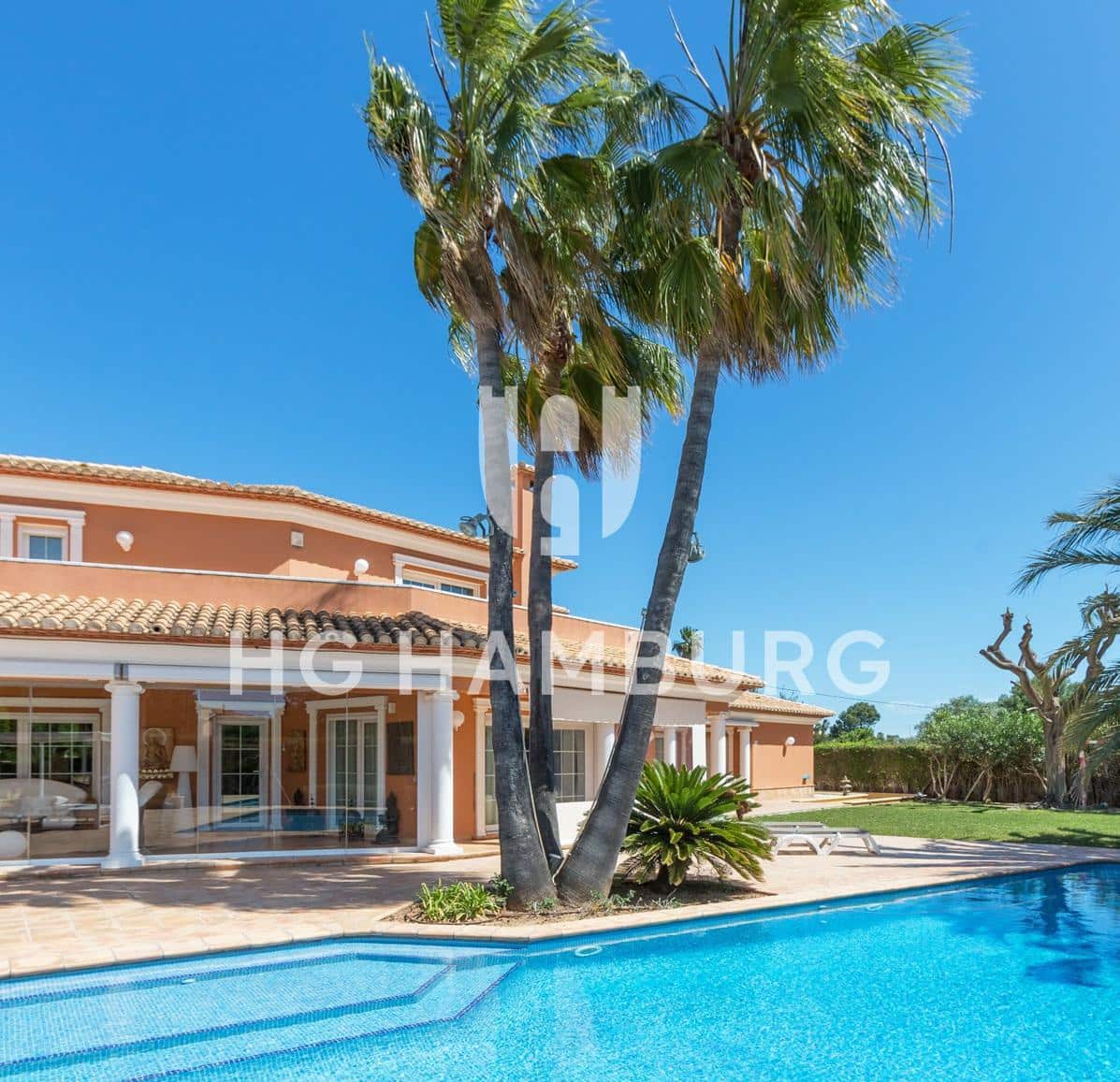 7 bedroom Villa for sale in Denia with pool - € 1,990,000 (Ref: 9584560)