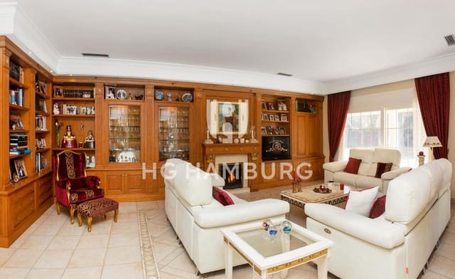 7 makuuhuone Huvila myytävänä paikassa Dénia mukana uima-altaan - 1 990 000 € (Ref: 9584560)