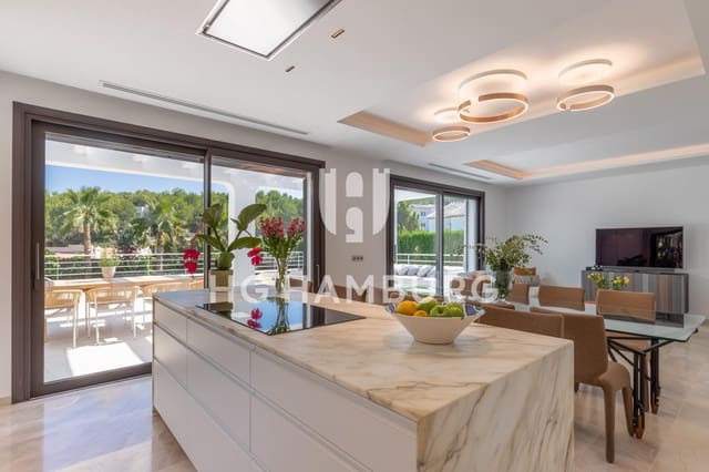 4 soveværelse Villa til salg i Javea / Xàbia med swimmingpool - € 1.995.000 (Ref: 9584565)