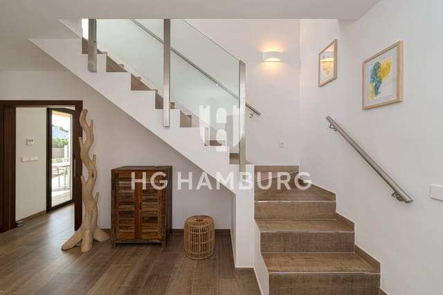 3 soveværelse Villa til salg i Javea / Xàbia med swimmingpool garage - € 1.790.000 (Ref: 9584625)