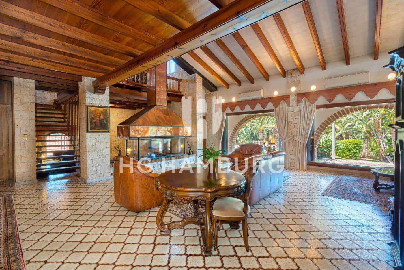 5 soveværelse Villa til salg i Denia med swimmingpool garage - € 2.950.000 (Ref: 9584647)