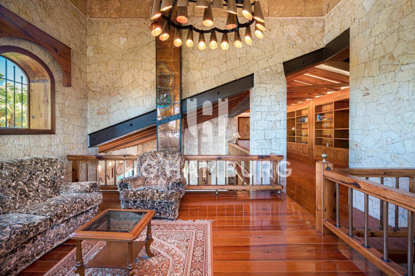 5 soveværelse Villa til salg i Denia med swimmingpool garage - € 2.950.000 (Ref: 9584647)