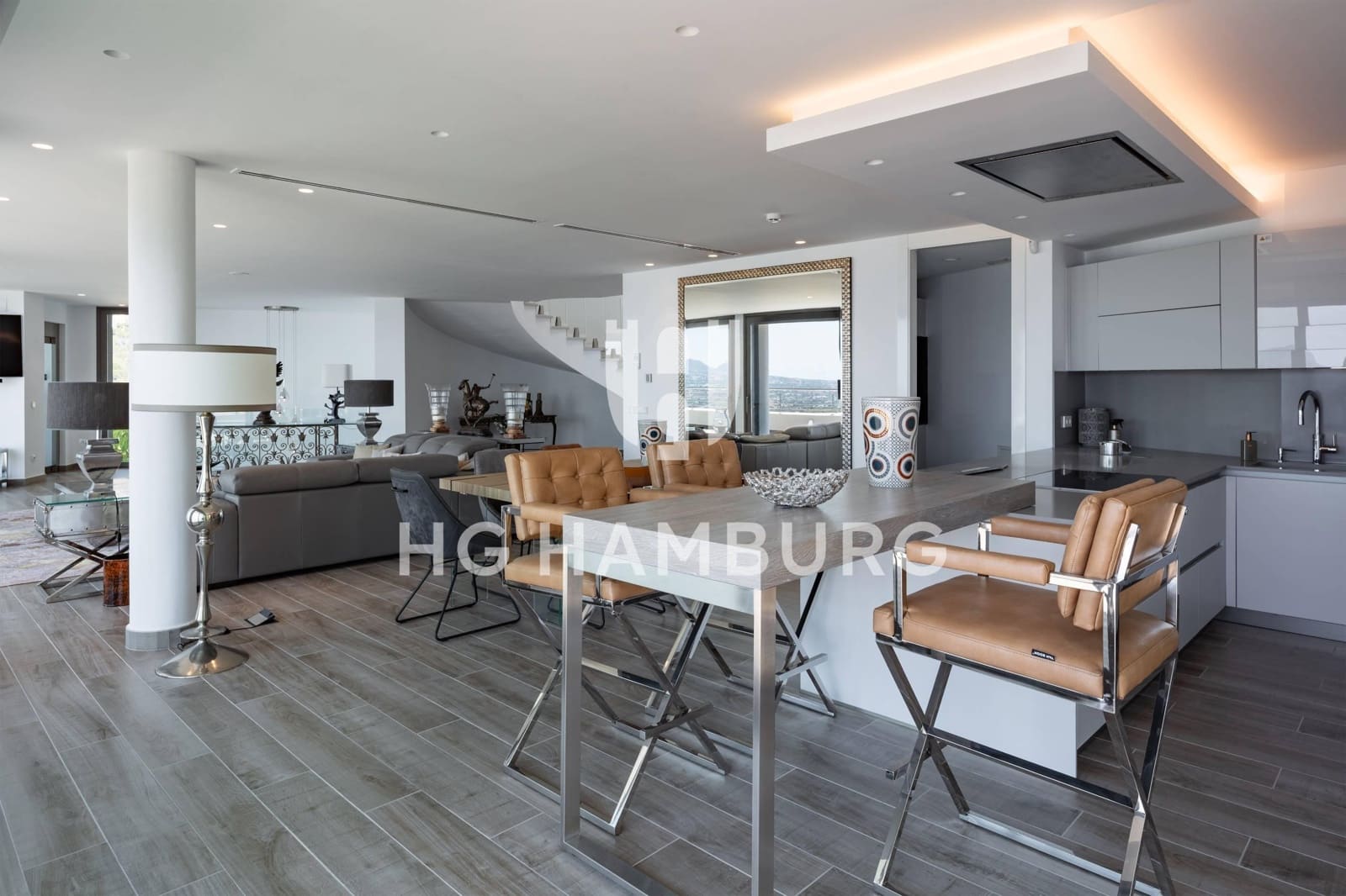 3 sypialnia Willa na sprzedaż w Altea z basenem garażem - 3 500 000 € (Ref: 9584680)