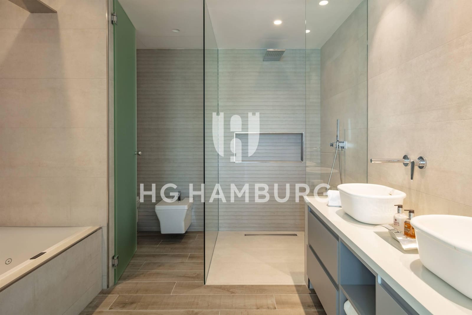 3 sypialnia Willa na sprzedaż w Altea z basenem garażem - 3 500 000 € (Ref: 9584680)