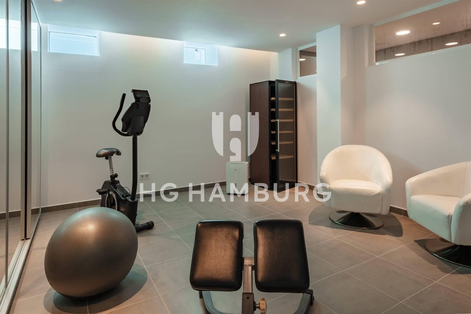 3 sypialnia Willa na sprzedaż w Altea z basenem garażem - 3 500 000 € (Ref: 9584680)