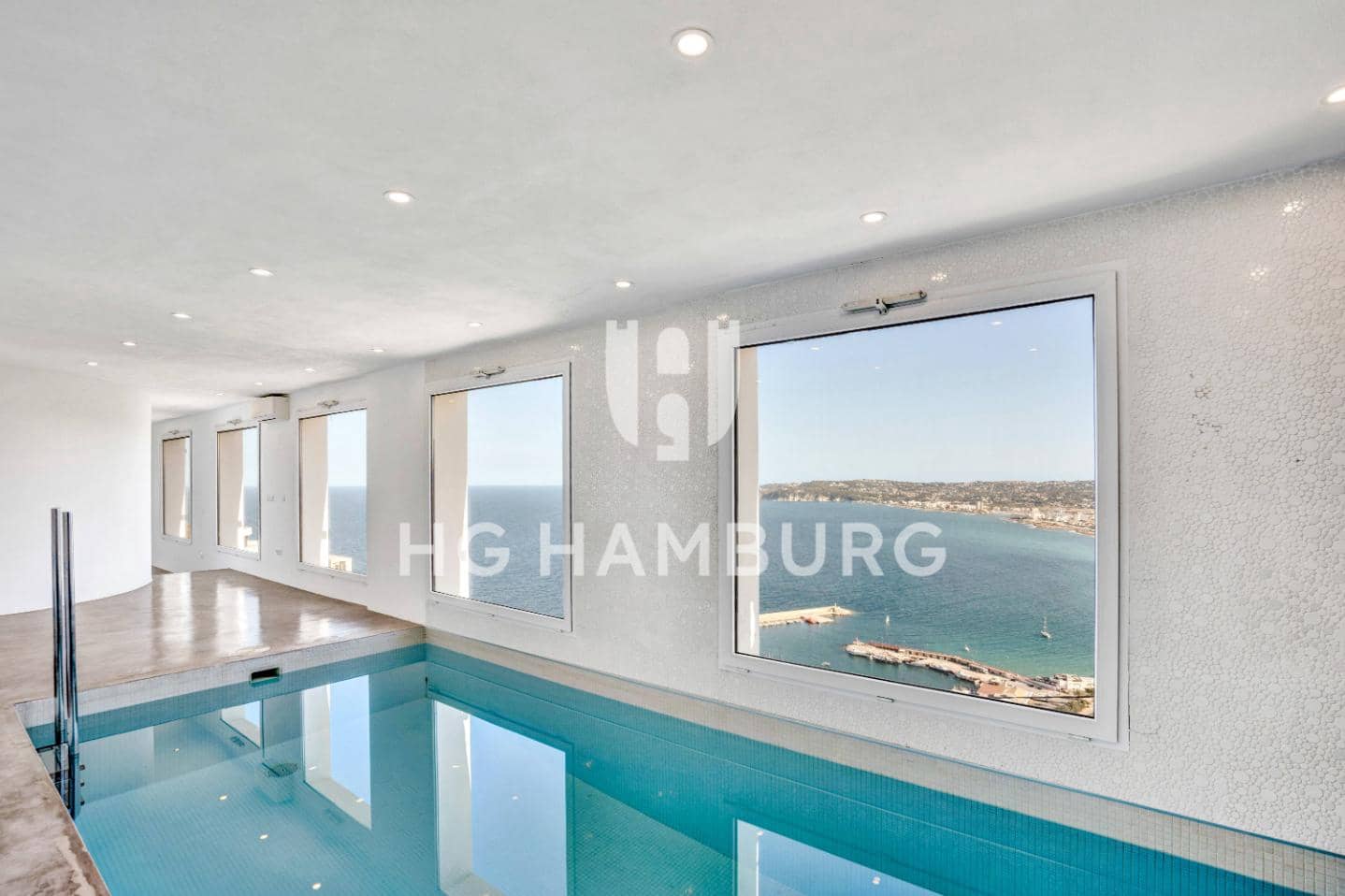 5 soverom Villa til salgs i Javea / Xabia med svømmebasseng garasje - € 2 600 000 (Ref: 9586832)