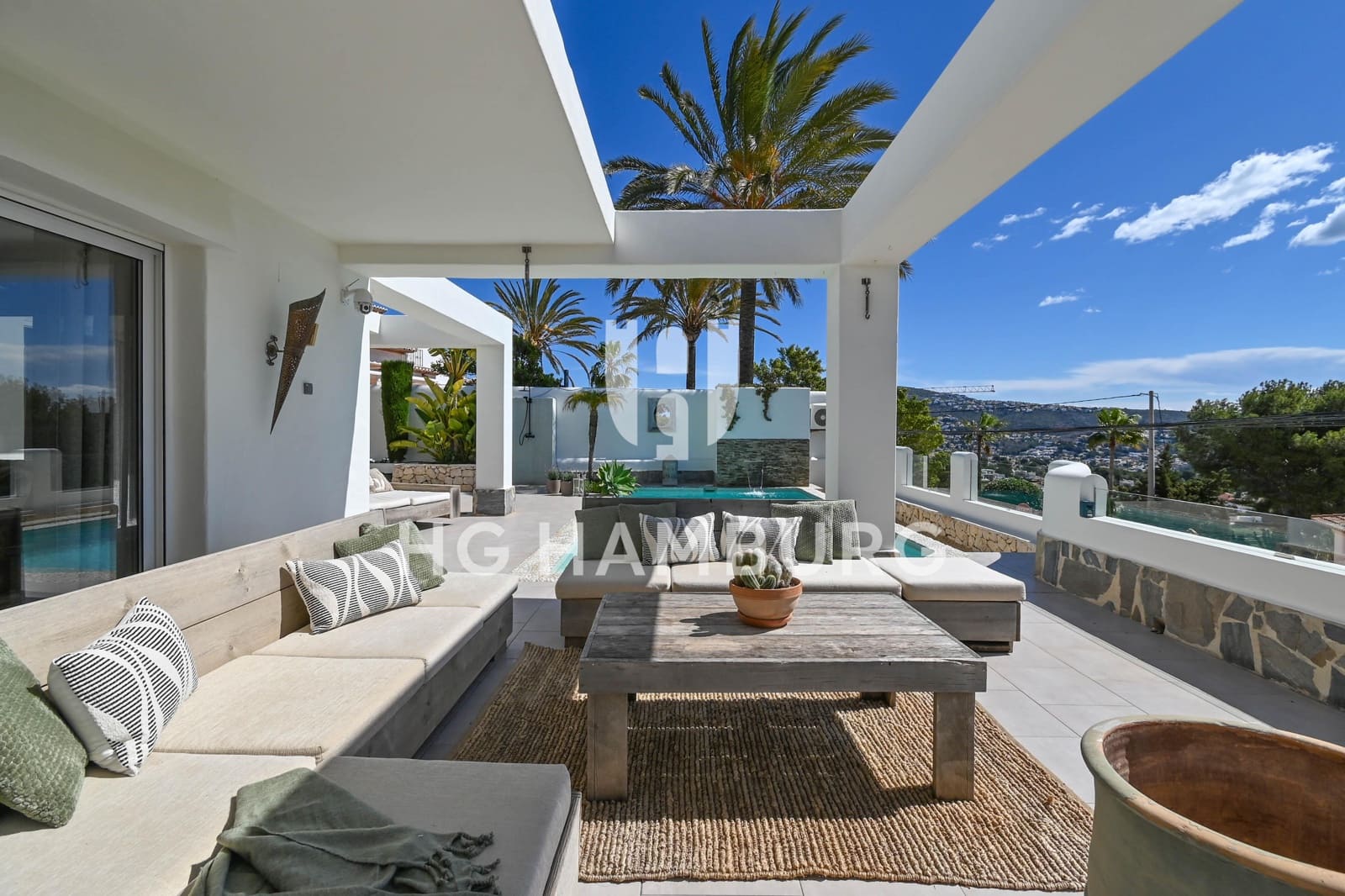 5 bedroom Villa for sale in Teulada-Moraira with pool garage - € 1,395,000 (Ref: 9587956)