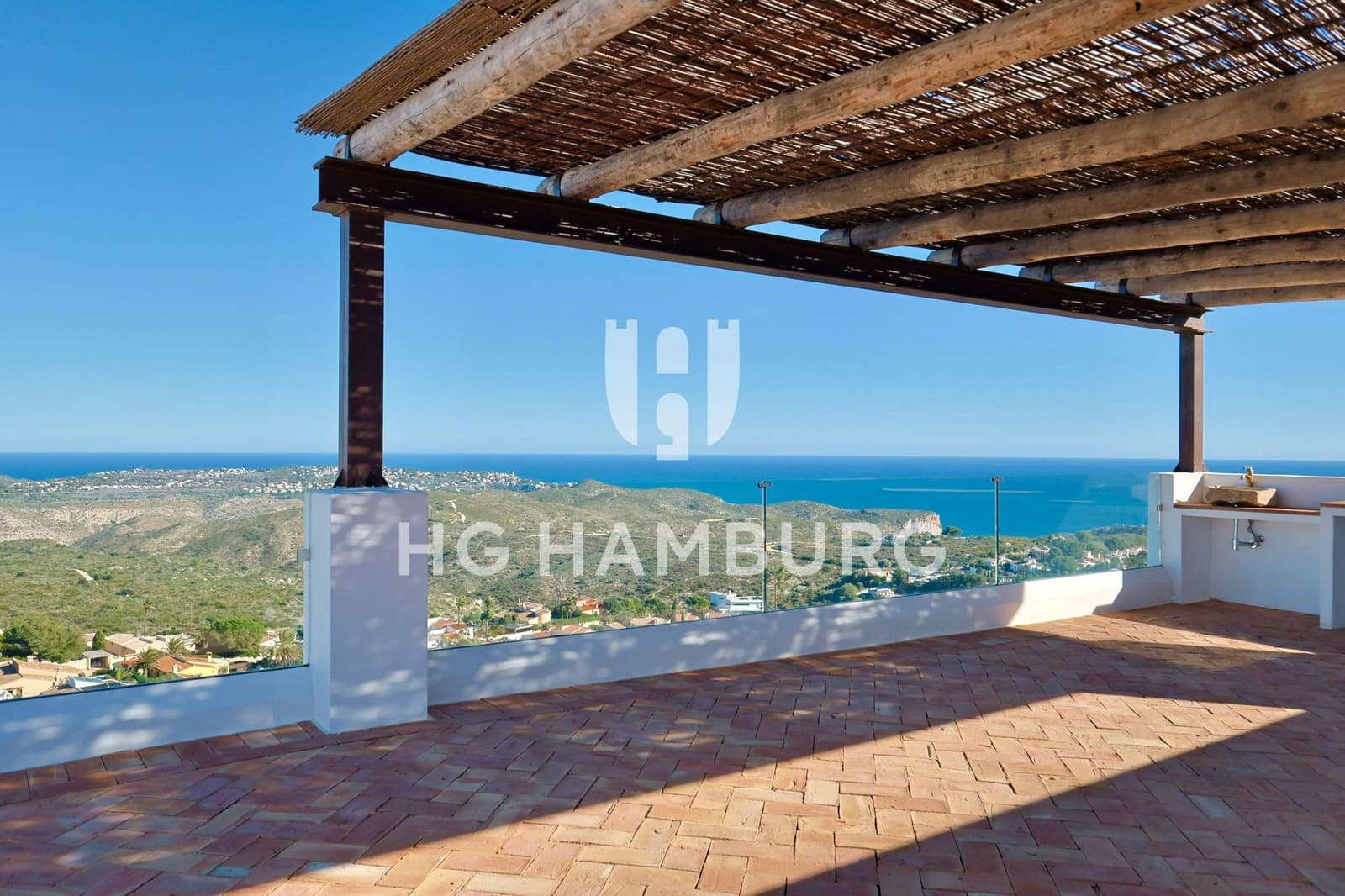 4 bedroom Villa for sale in Benitachell / Benitatxell with pool garage - € 1,900,000 (Ref: 9592148)