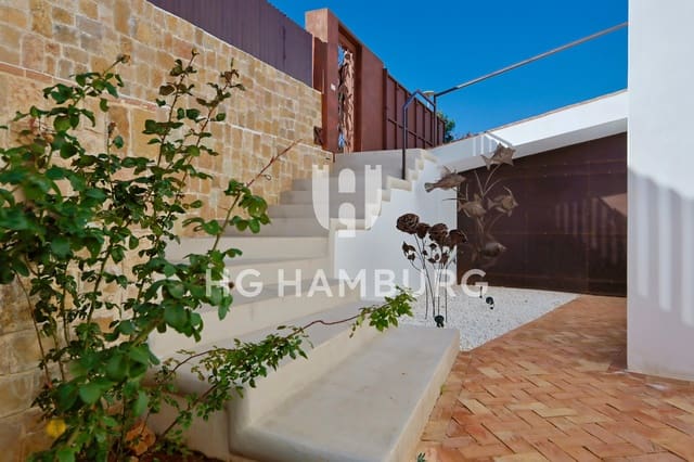 4 quarto Moradia para venda em Benitachell / Benitatxell com piscina garagem - 1 900 000 € (Ref: 9592148)