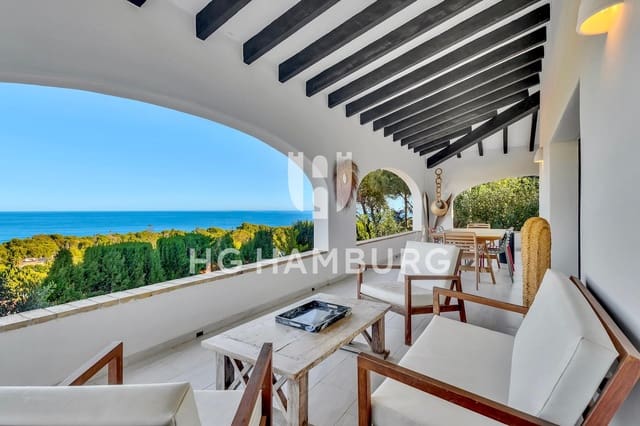 Chalet de 3 habitaciones en Dénia en venta con piscina garaje - 1.590.000 € (Ref: 9592163)