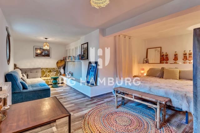 Chalet de 3 habitaciones en Dénia en venta con piscina garaje - 1.590.000 € (Ref: 9592163)