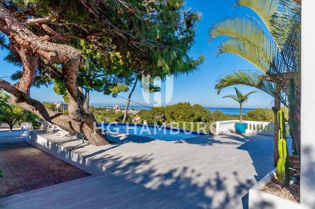 Chalet de 3 habitaciones en Dénia en venta con piscina garaje - 1.590.000 € (Ref: 9592163)