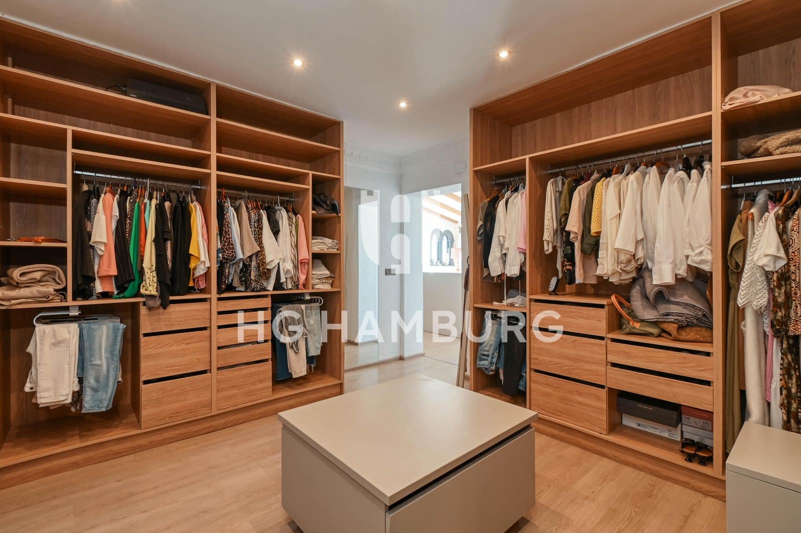 6 makuuhuone Huvila myytävänä paikassa Benissa mukana uima-altaan 
autotalli - 3 900 000 € (Ref: 9627918)