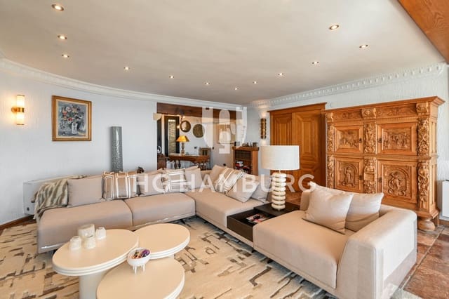 6 makuuhuone Huvila myytävänä paikassa Benissa mukana uima-altaan 
autotalli - 3 900 000 € (Ref: 9627918)