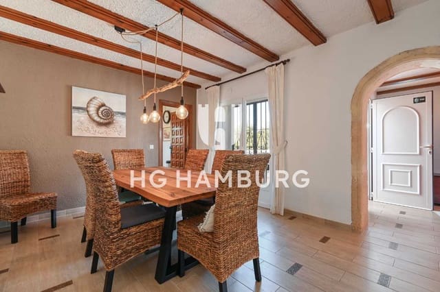 4 soverom Villa til salgs i Javea / Xàbia med svømmebasseng - € 690 000 (Ref: 9645903)